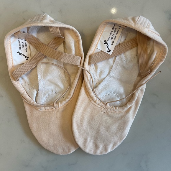 Sansha Soft Ballet Shoe - Picture 1 of 2